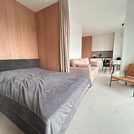 Apartmentprestige Central Station Краков Экстерьер фото