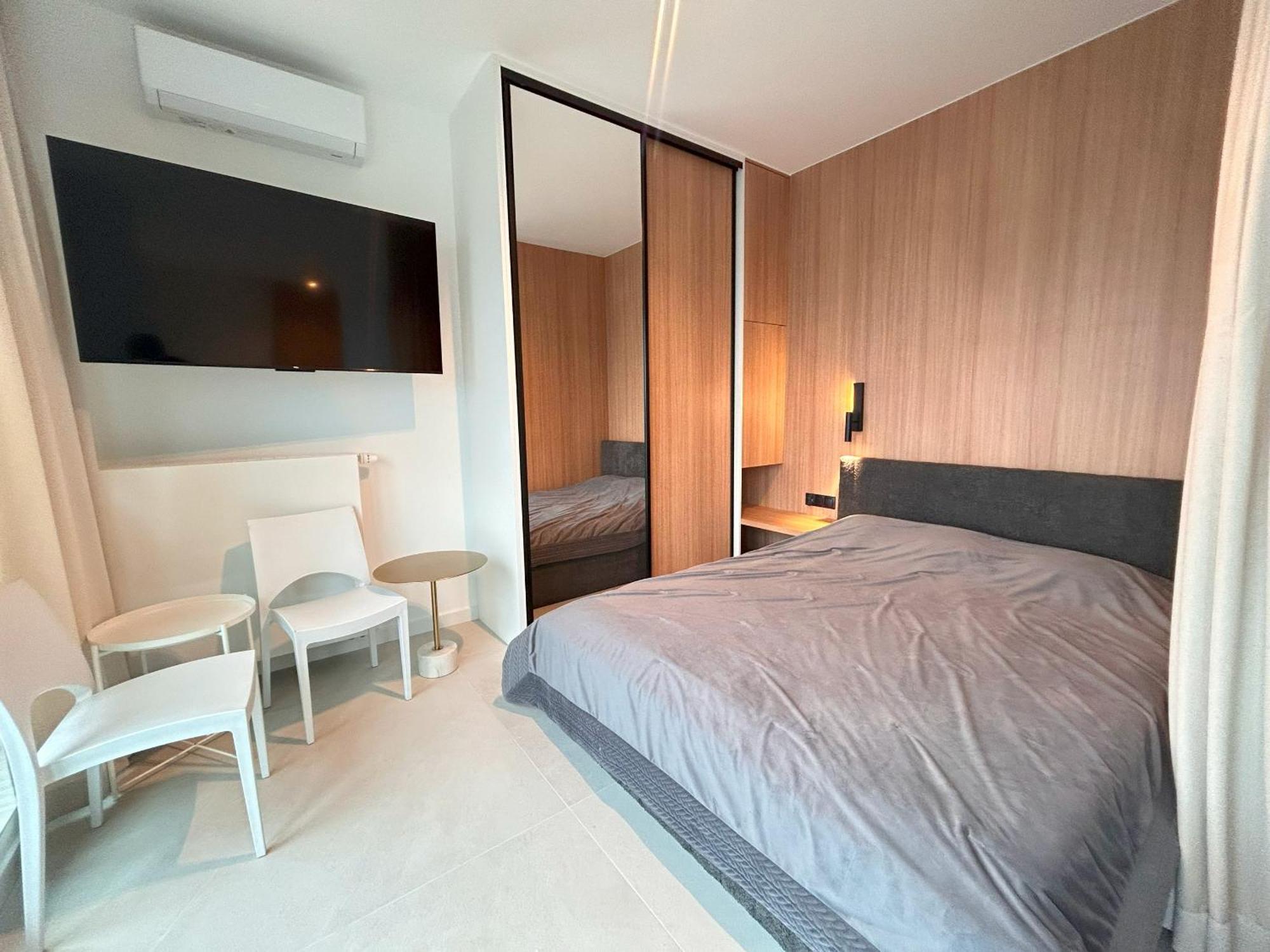 Apartmentprestige Central Station Краков Экстерьер фото