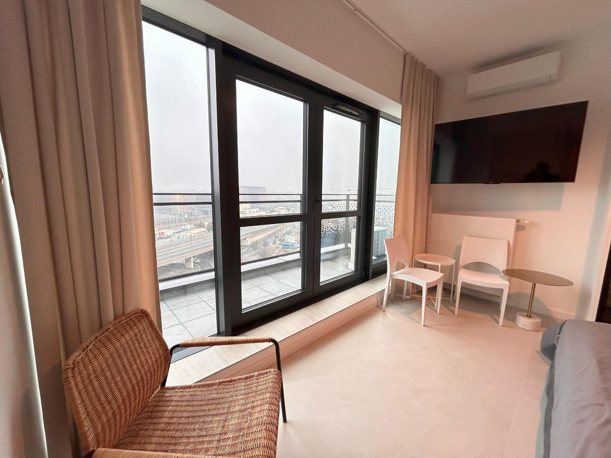 Apartmentprestige Central Station Краков Экстерьер фото