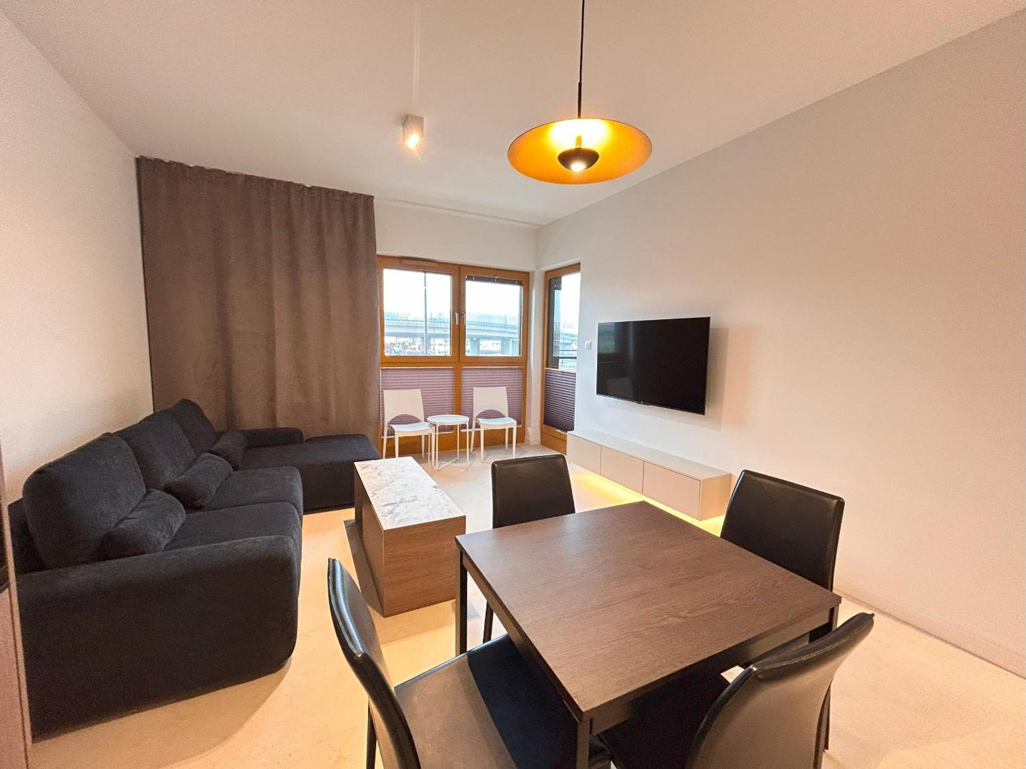 Apartmentprestige Central Station Краков Экстерьер фото