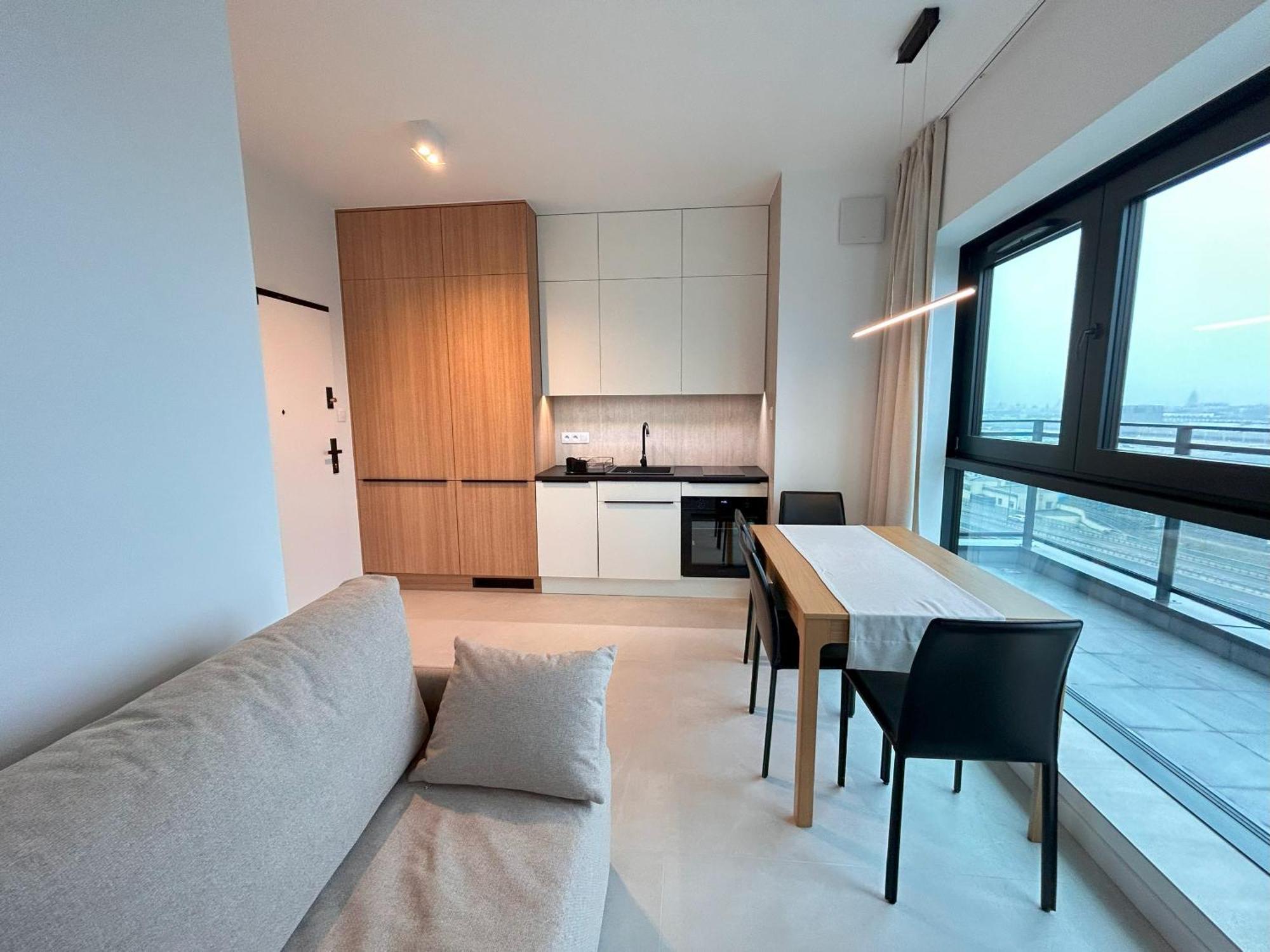 Apartmentprestige Central Station Краков Экстерьер фото