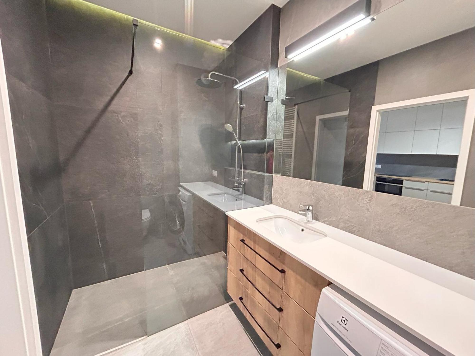 Apartmentprestige Central Station Краков Экстерьер фото