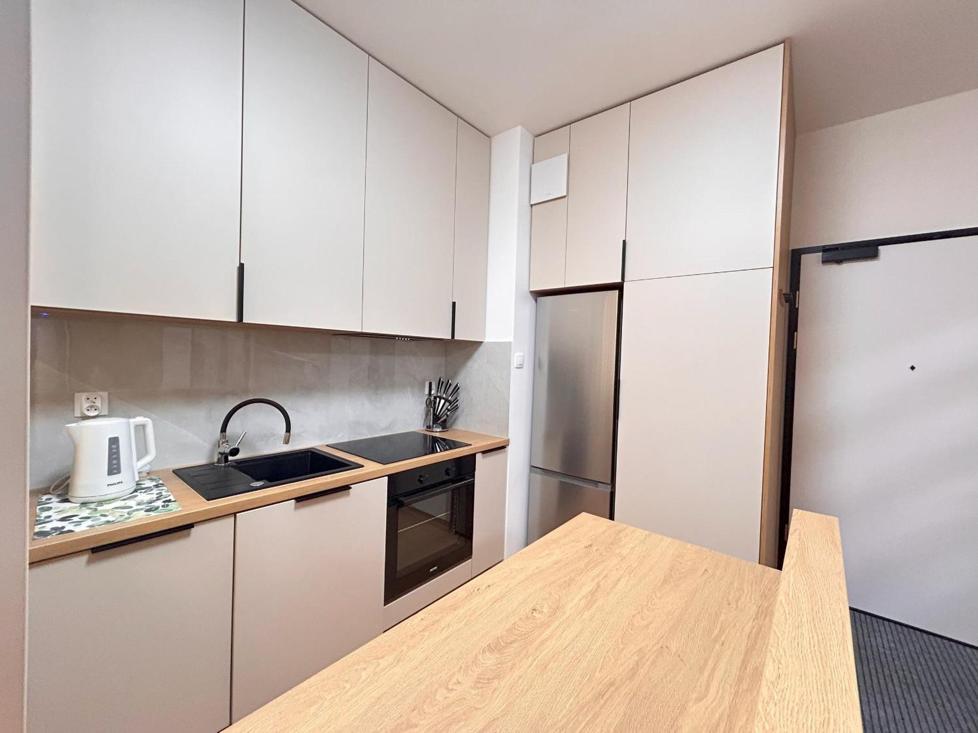 Apartmentprestige Central Station Краков Экстерьер фото
